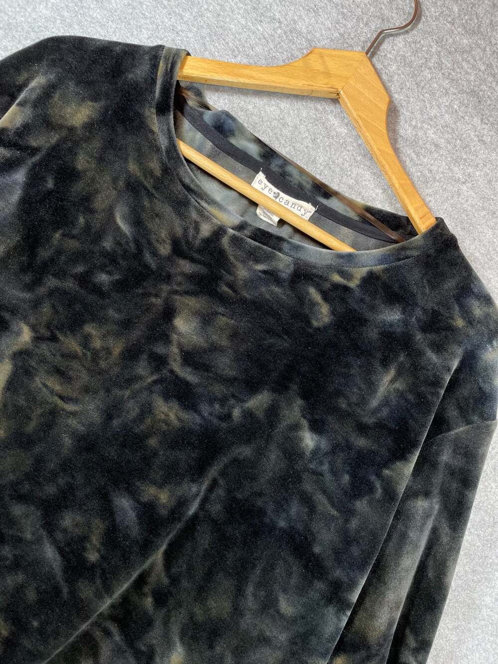 Eye Candy Women's XL Velour‎ Tie Dye Long Sleeve Crewneck Pullover Top